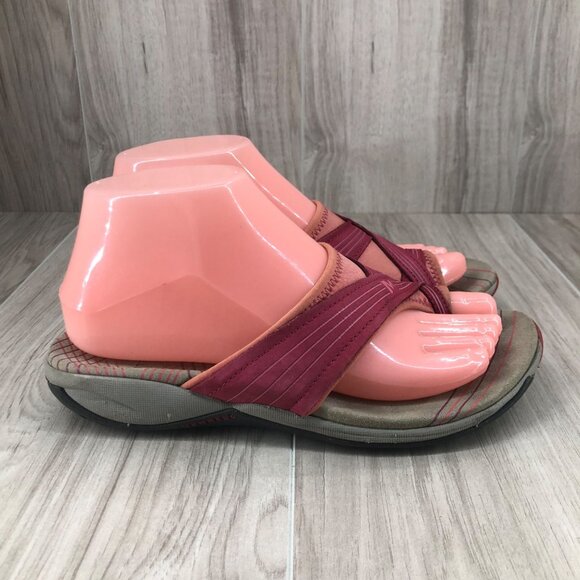 Merrell Sandals Womens 7 Terran Post II Pink Leather Slip On Comfort Shoes - Picture 1 of 12